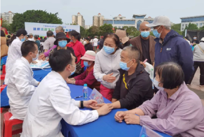 關愛健康，守護生命——市中醫醫院開展“世界衛生日”大型義診與健康咨詢活動